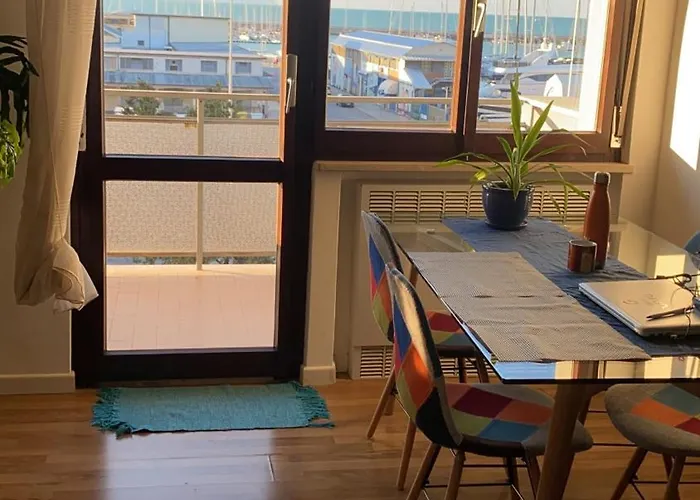 Apartment Blue Zen Beachfront Civitanova Marche